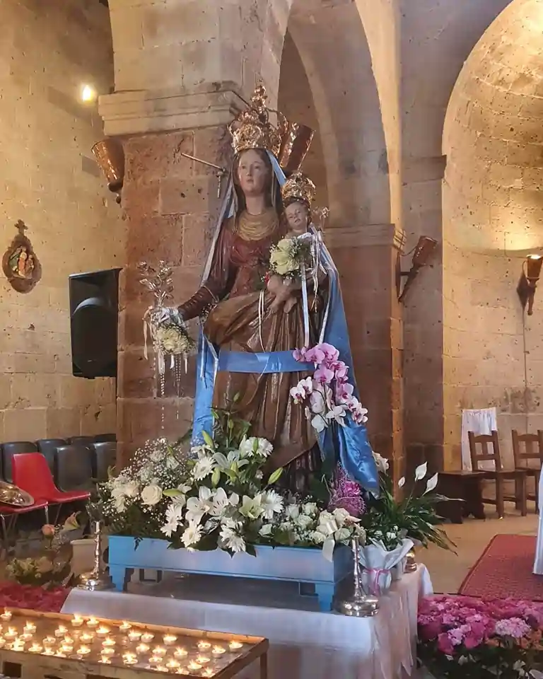 Simulacro di Santa Maria di Monserrat a Tratalias | In Sardegna con Dani