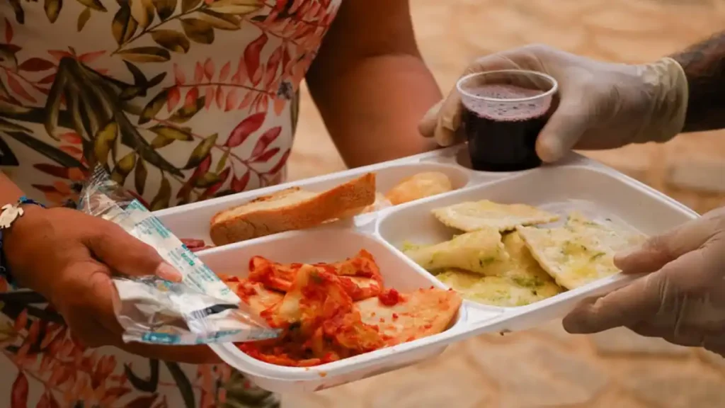 Sagra dei ravioli a Masainas, vassoio e porzioni della scorsa edizione | In Sardegna con Dani